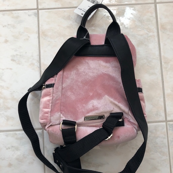 New backpack! - Picture 5 of 5